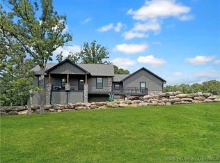 25 Quiet Meadows Dr, Linn Creek, MO 65052