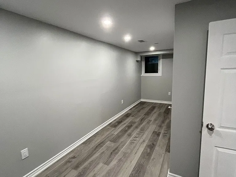 615 Gibbons St #BASEMNT — Photo 8