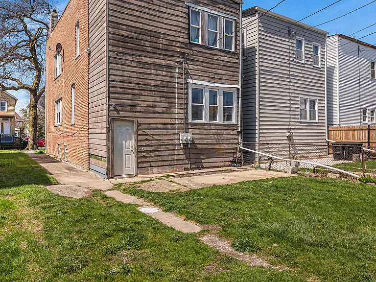 2439 S Millard Ave #1 — Photo 18