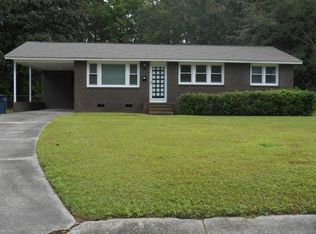 525 Forest Cir, Jacksonville, NC 28540