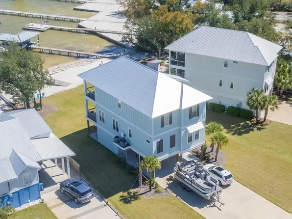 29529 Bayshore Dr N, Orange Beach, AL 36561