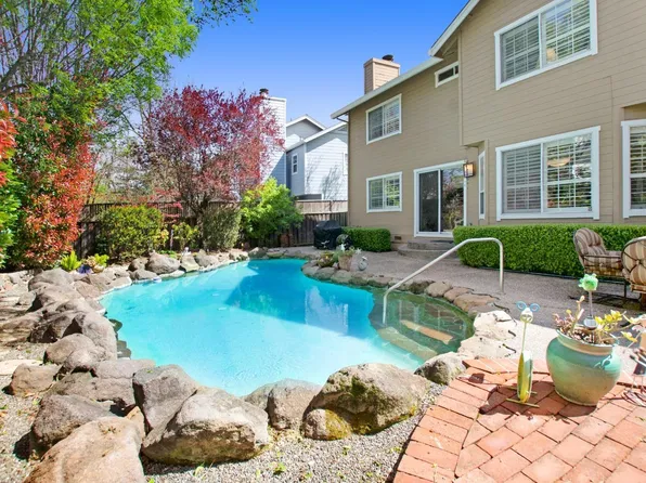 924 Jane Court, Glen Ellen, CA 95442