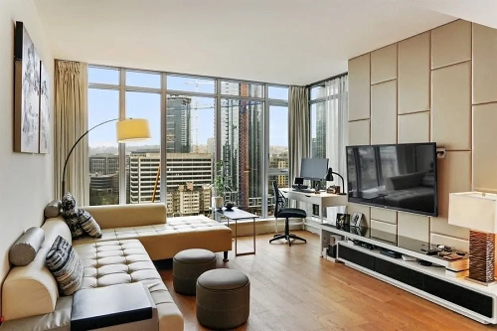 2 bed, 1156 sqft, $4,600 — Photo 1