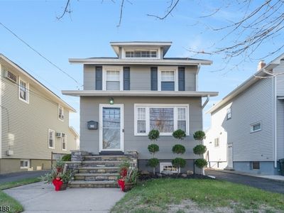 438 Lake Ave, Lyndhurst, NJ, 07071