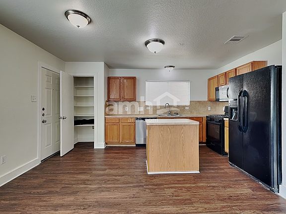 3rd image of 6327 Torrance Elms Ct
