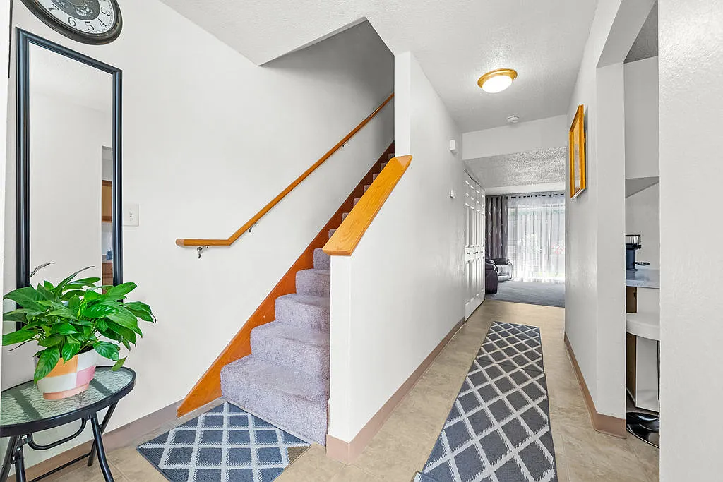 Chowen Bend Townhomes — Photo 1