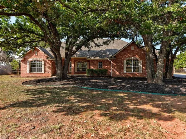 204 Persimmon Ridge Rd, Blanchard, OK 73010