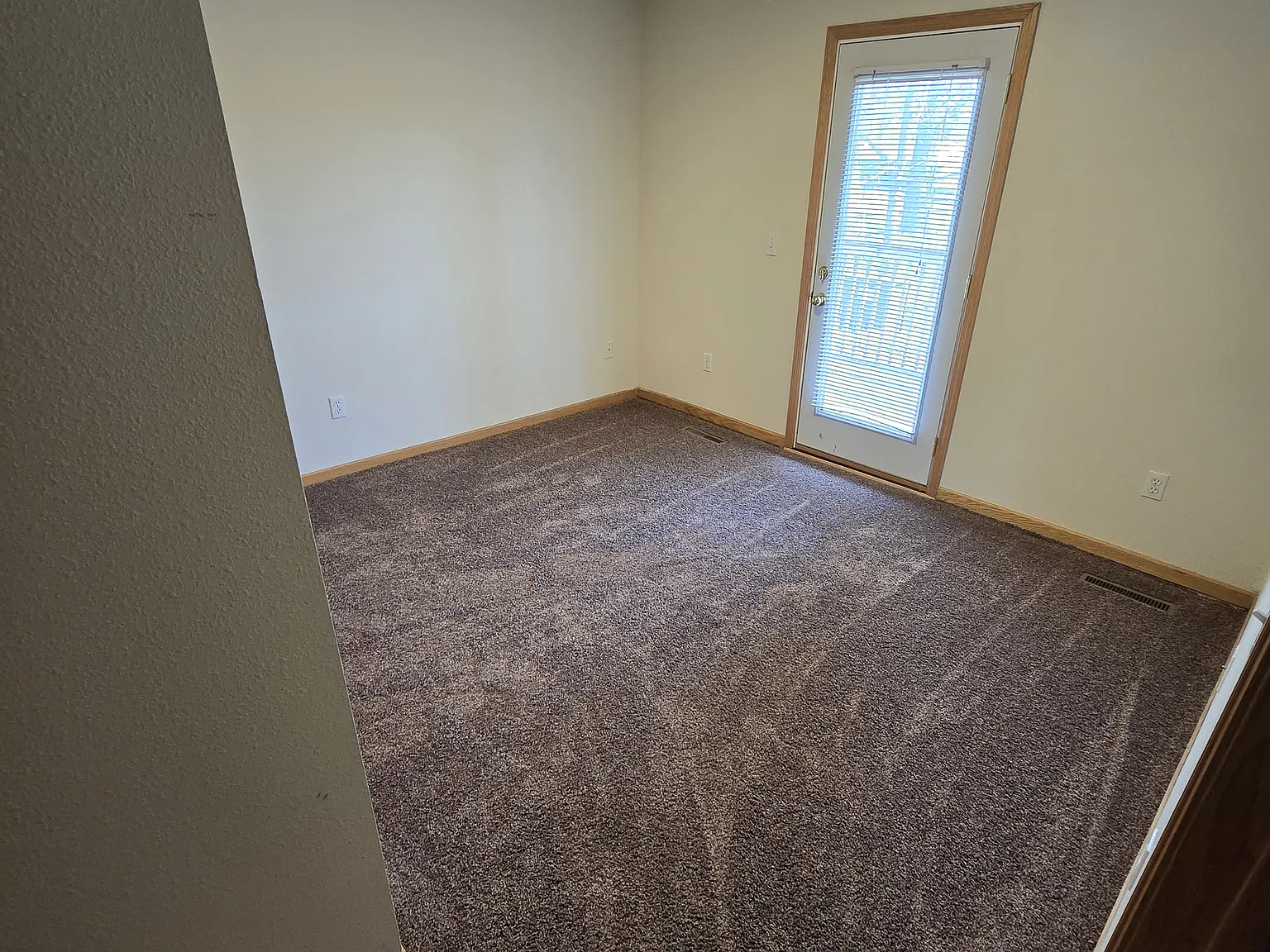 2 bed, 940 sqft, $1,295 — Photo 4