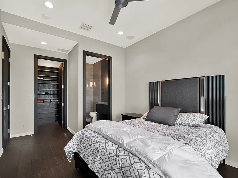 425 N Ocean Blvd #3 — Photo 57