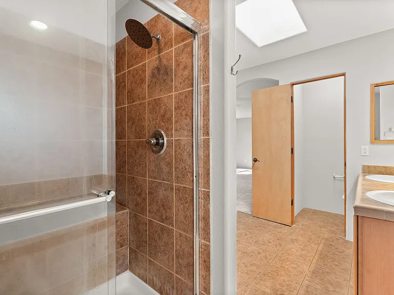 7127 Calle Alegria NE — Photo 31