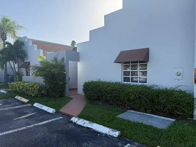 3 bed, 1260 sqft, $2,650 — Photo 1
