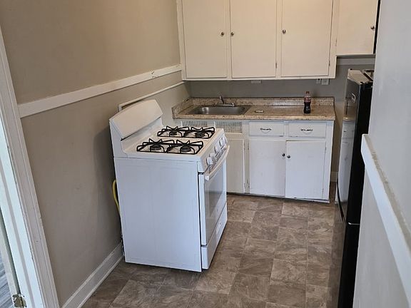 5th image of 602 N Pennsylvania Ave APT 3