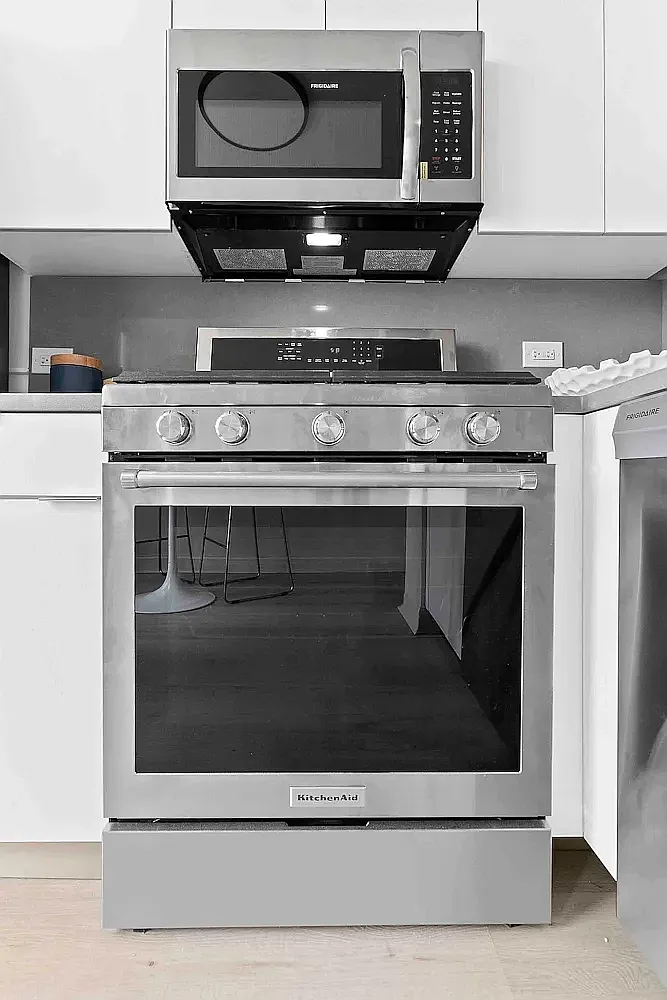 560 Main Street — Photo 4