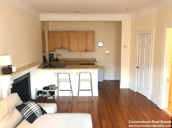 591 Beacon St APT 5, Boston, MA 02215