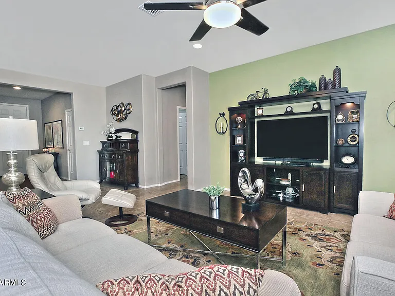 4394 N Hummingbird Dr — Photo 6