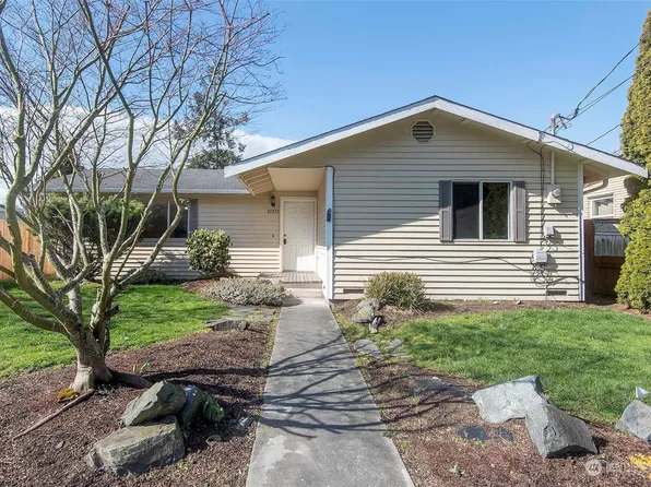 27232 100th Avenue NW, Stanwood, WA 98292