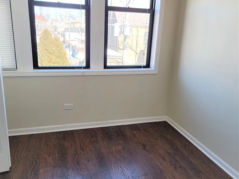 248 W 31st St #3R — Photo 10