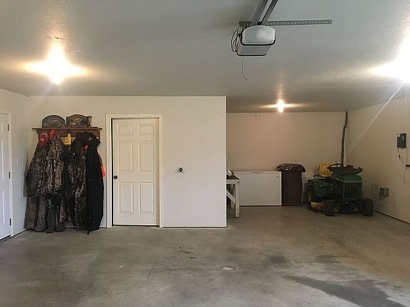 5th image of 9440 Erika Ln