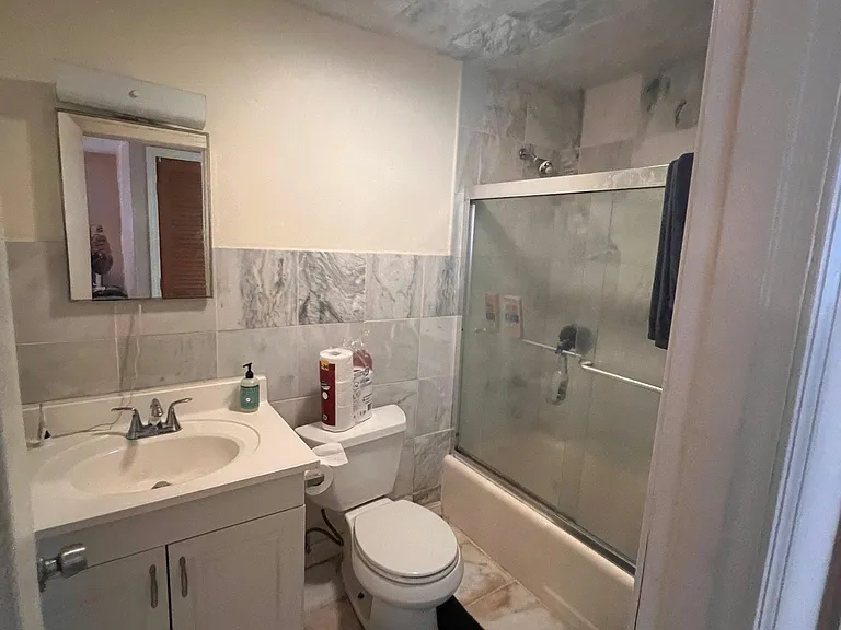 36 English Village Rd #104 — Photo 7