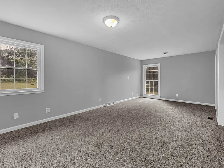 359 Meadow Ln — Photo 37