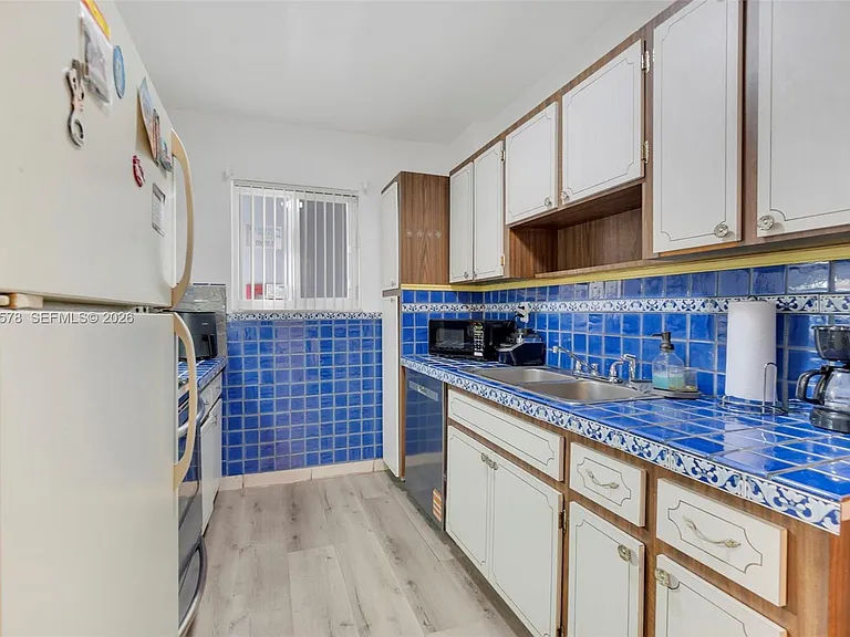 900 SW 84th Ave #412A — Photo 10