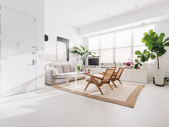 4th image of 101 Wyckoff Ave APT 1E