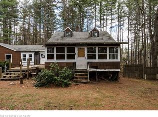 90 Willard Rd, Auburn, ME 04210