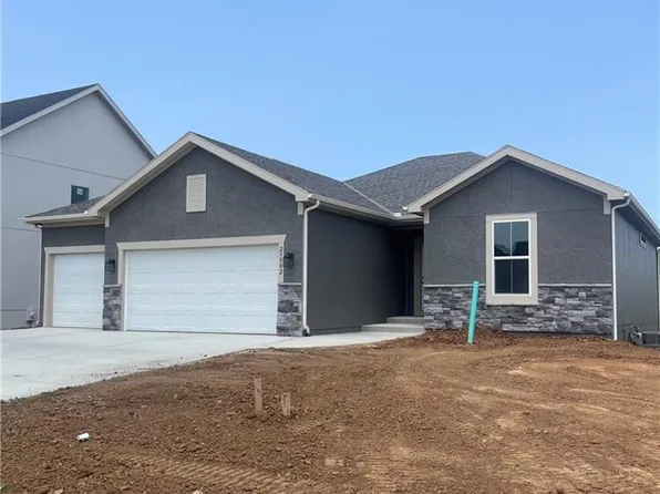 25002 W 148th Ter, Olathe, KS 66061