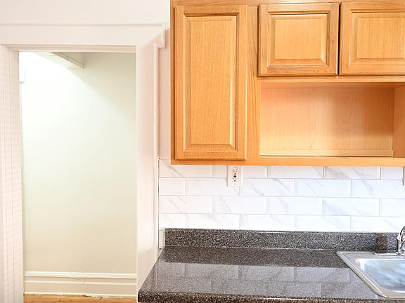 5th image of 266 4th Ave #23A