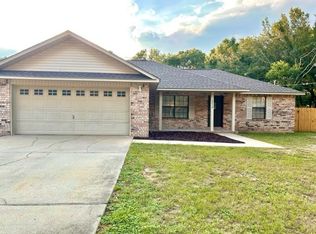 5515 Riviera Dr, Milton, FL 32583