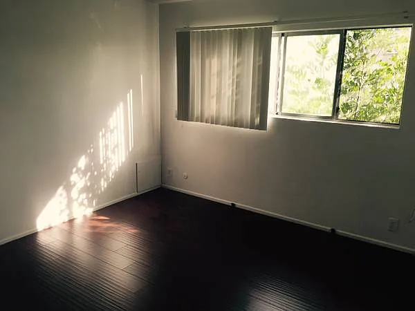 4901 Laurel Canyon Blvd #2R — Photo 6