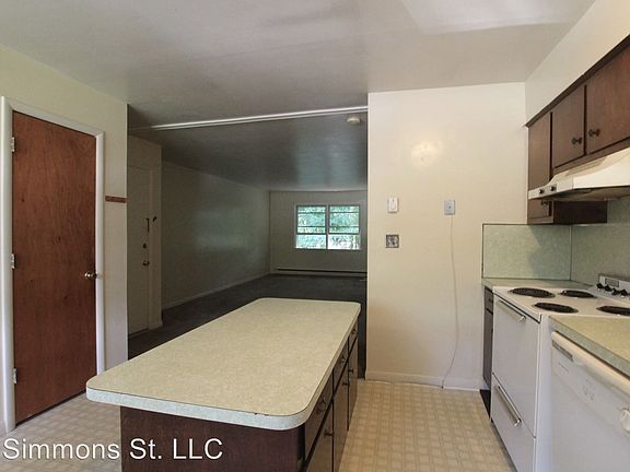 5th image of 5 Simmons St APT 16