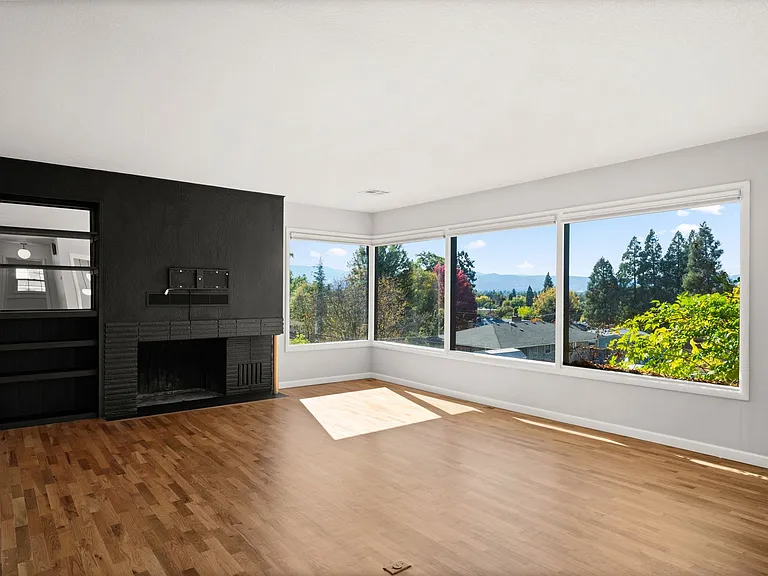 560 N Keene Way Dr — Photo 14
