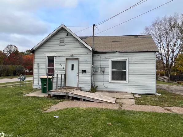 907 W Stone Ave, Fairfield, IA 52556