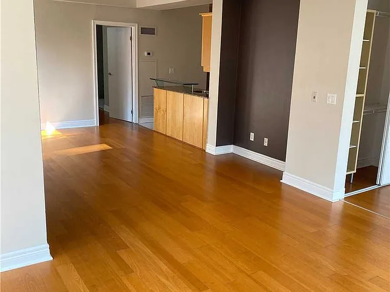 220 Victoria St #1204 — Photo 5