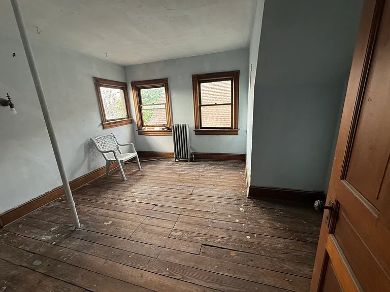 145-147 S Hyde Park Ave #3 — Photo 13
