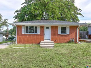 1240 Irving St, Lincoln, NE 68521