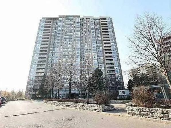 30 Malta Ave #305, Brampton, ON L6Y 4S5