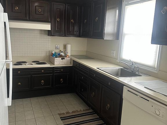 4th image of 108P Hanover Ln