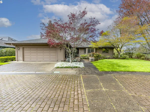 982 Shaughnessy Ln, Eugene, OR 97401