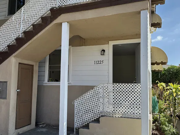 11225 Emelita St, North Hollywood, CA 91601