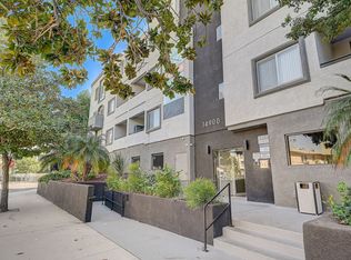 14900 Moorpark Street, Sherman Oaks, CA 91403