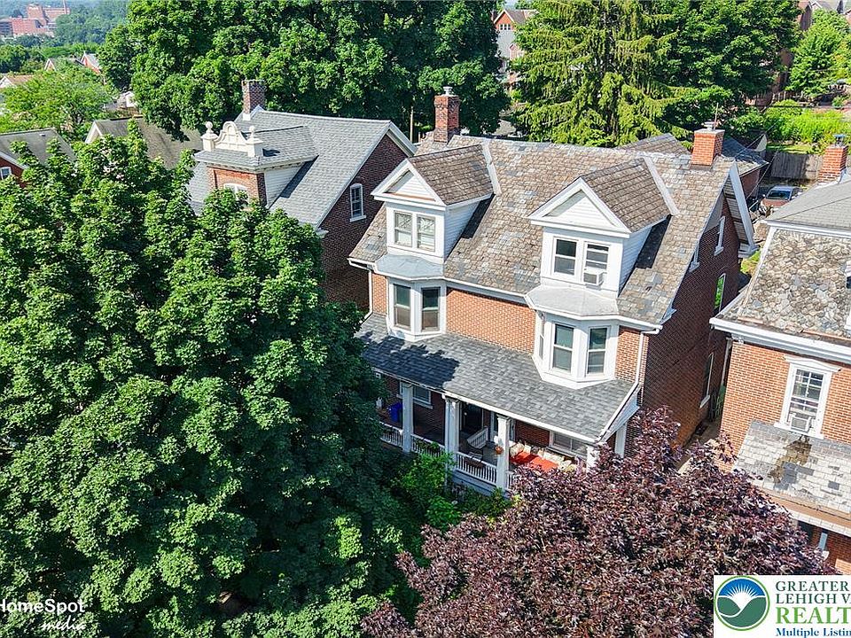 1st image of 425 1st Ave
