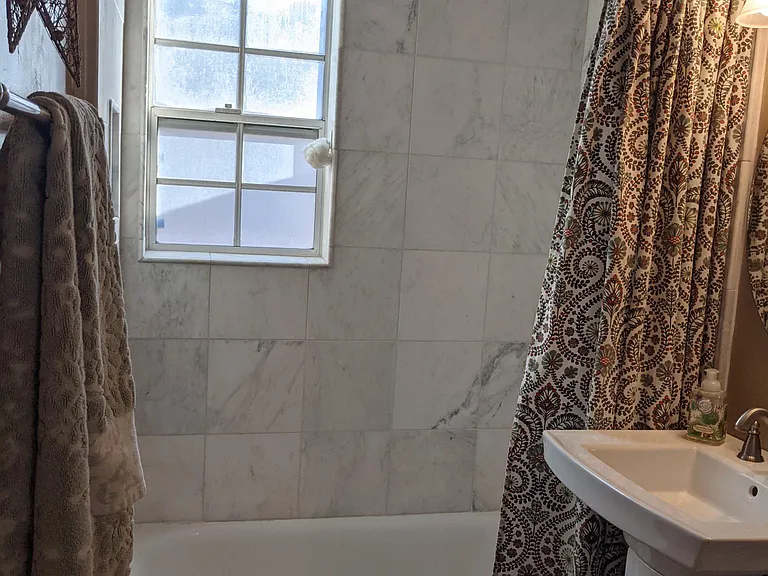 Marble walls and floor