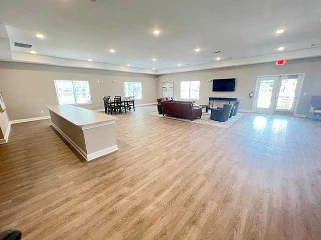 The Sullivan Apartments — Photo 41