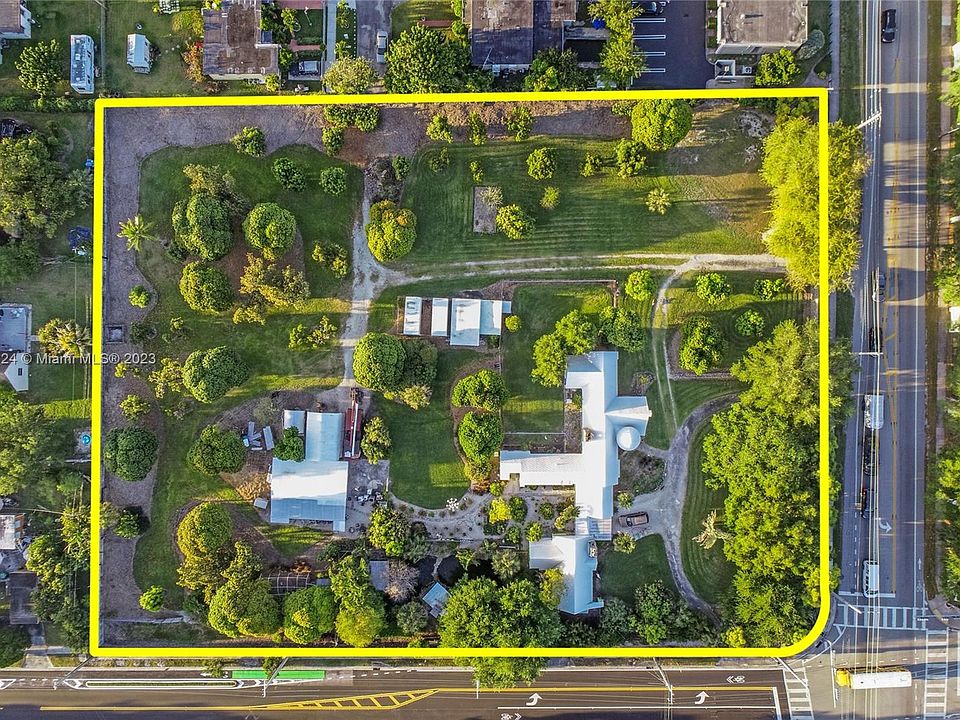2nd image of 6280 SW 57th Ave