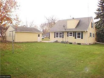4 bed, 1600 sqft, $2,500 — Photo 2