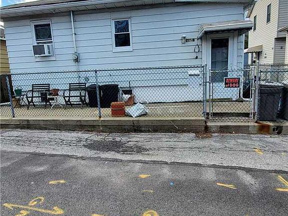 3rd image of 217 7th Ave #B