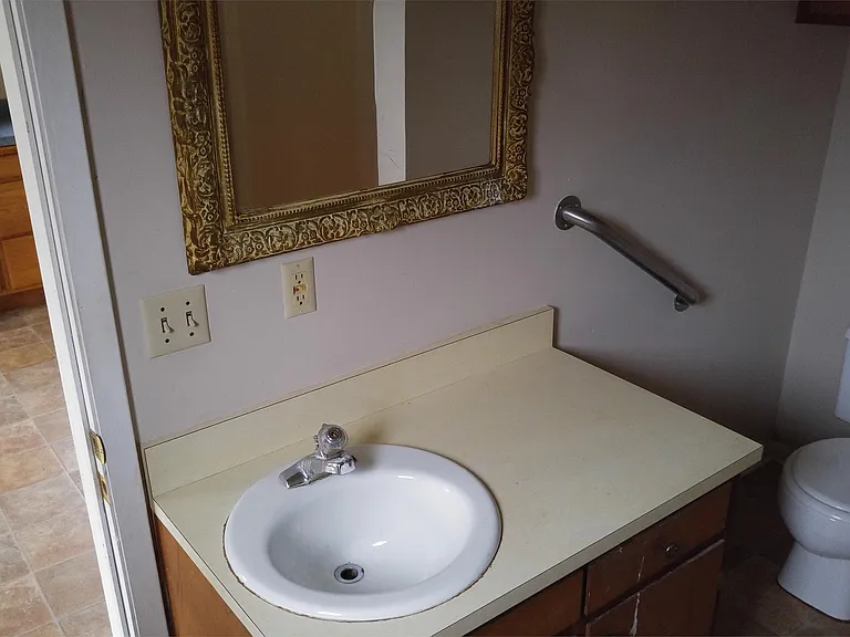 1736 N Irving St — Photo 12