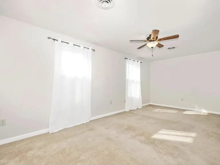 117 Valley View Ct — Photo 19